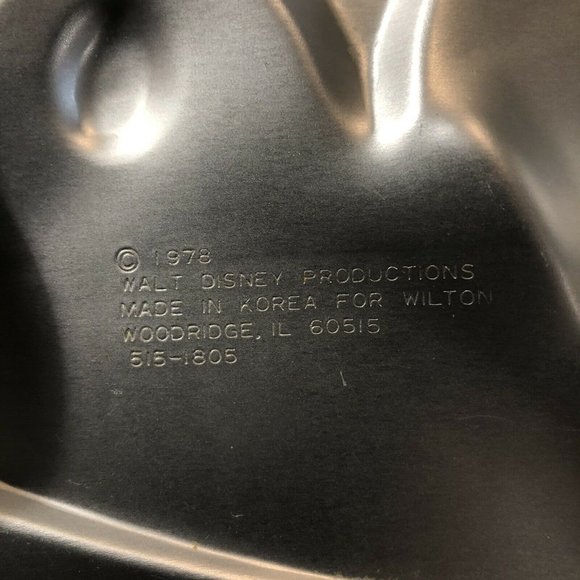 Vintage Wilton Metal Mickey Mouse Cake Pan 1978 Walt Disney Korea 515-1805 - Picture 8 of 10